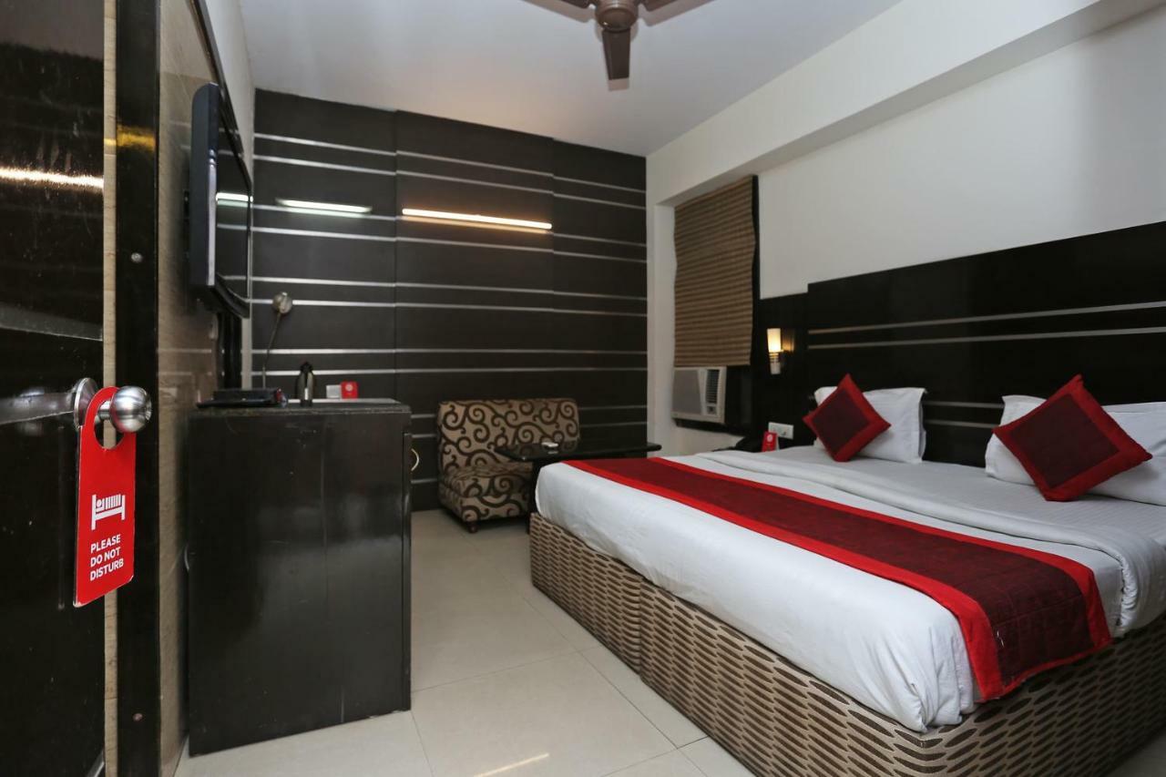 Oyo 13541 Otani Hotel Delhi  Ngoại thất bức ảnh
