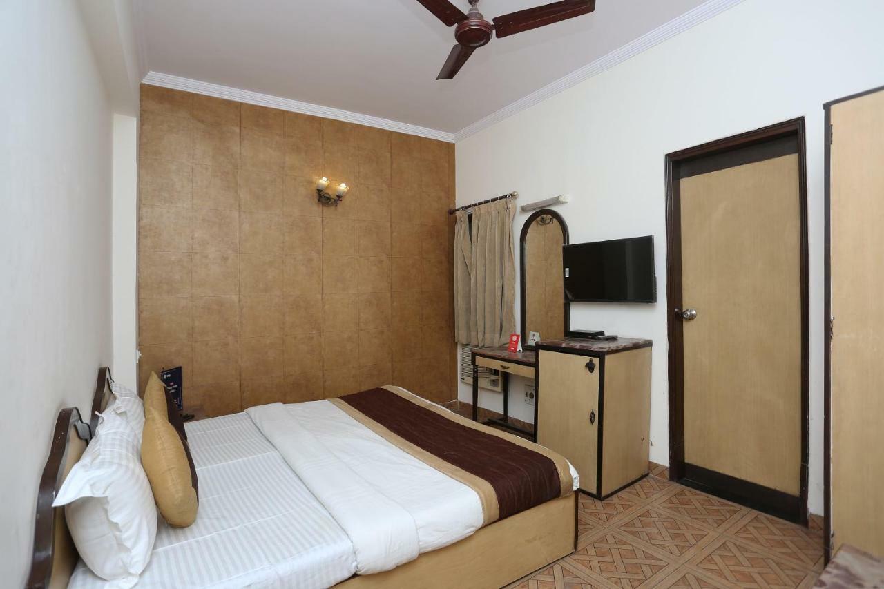 Oyo 13541 Otani Hotel Delhi  Ngoại thất bức ảnh
