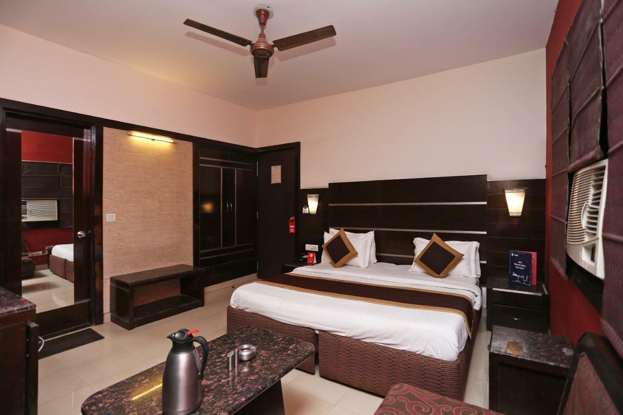 Oyo 13541 Otani Hotel Delhi  Ngoại thất bức ảnh