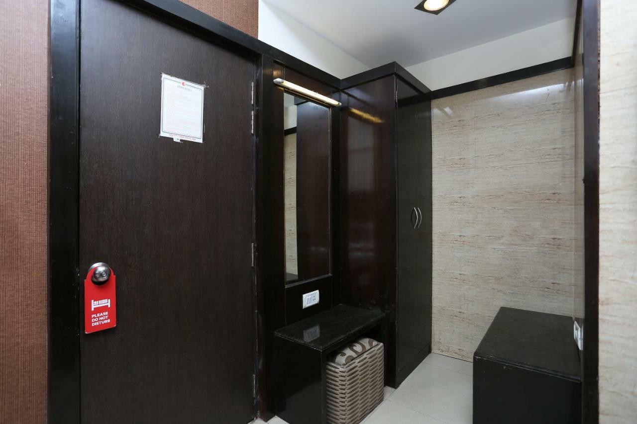 Oyo 13541 Otani Hotel Delhi  Ngoại thất bức ảnh