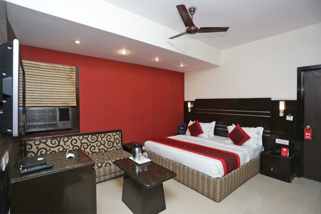 Oyo 13541 Otani Hotel Delhi  Ngoại thất bức ảnh